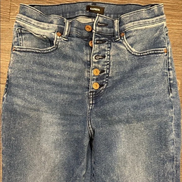 Express High Rise Jeans - Picture 2 of 3